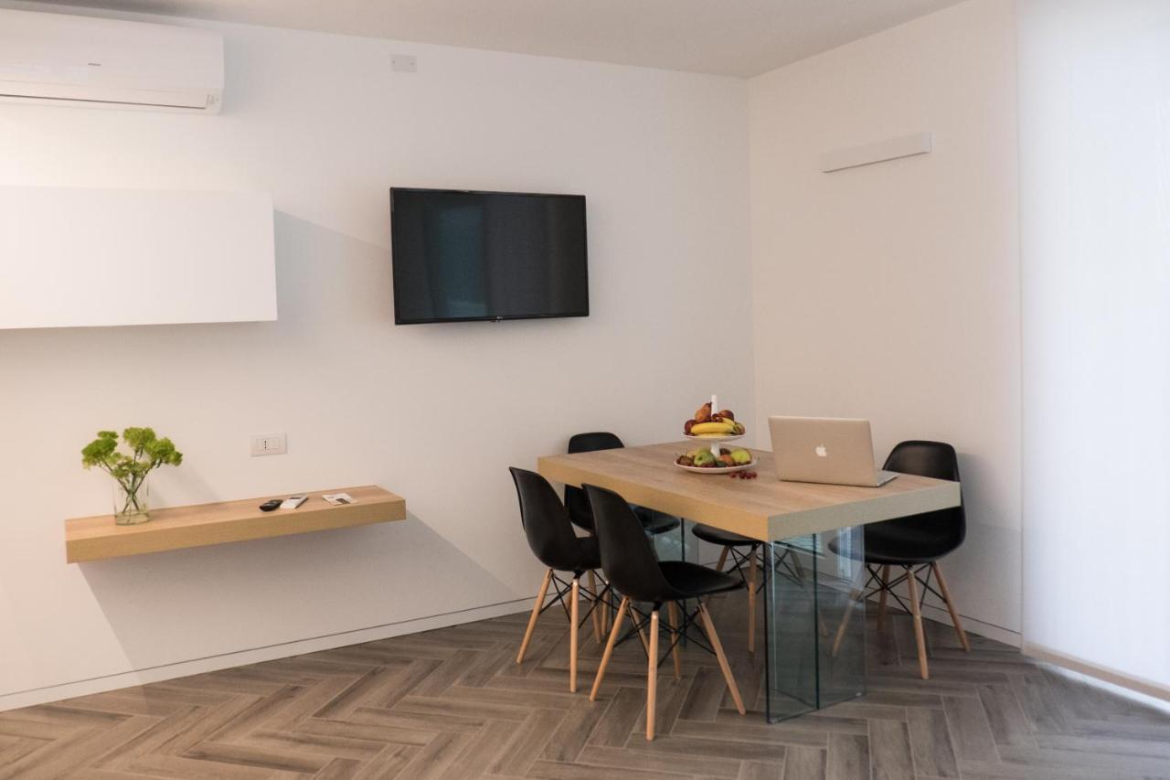 Terrazze Dei Tigli Apartment Riva del Garda Exterior foto